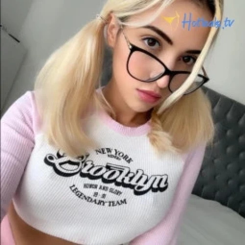 🟢🎀 MagieLove French 18 - Sexy Student