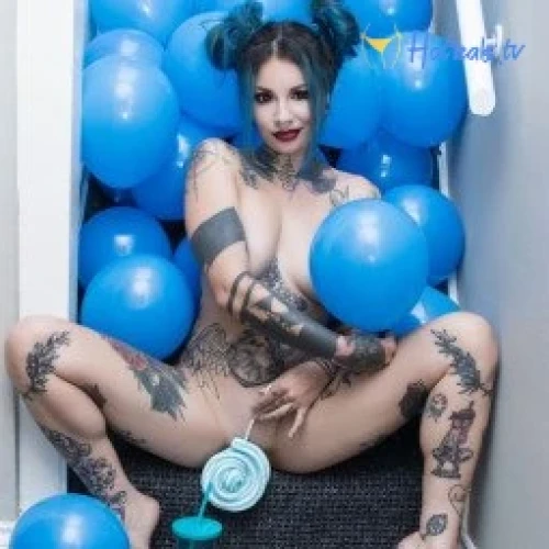 REBECCA CROW💙FREE PAGE