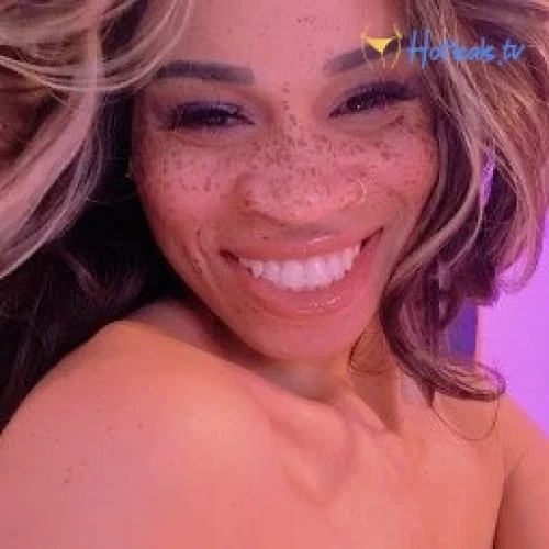 Goddess Rosie Reed 👑