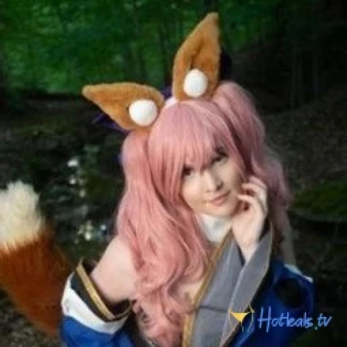 FoxyCosplay just a lovable fox girl. <3