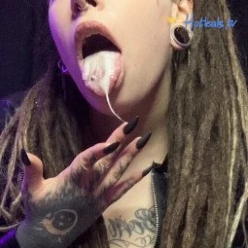 YOUR JIZZ BUCKET 😈😈😈