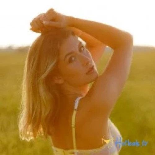 ZOE RHODE 🤍 YOUR DREAMGIRL 💫