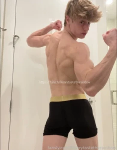 Henrytastetherainbow