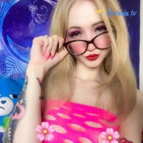 𝗦𝘁𝗲𝗽𝗵𝗮𝗻𝗶𝗲💖 JUST TURNED 18 💦💦💦